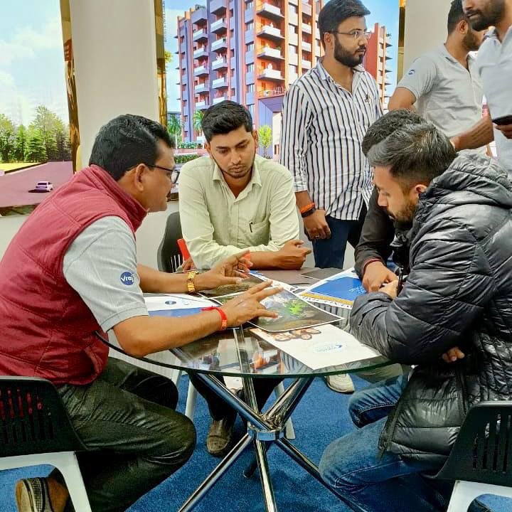 Here is a peek into our jam-packed day three!

• 100+ Developers
• 500+ Projects
• All types of properties under one roof

Register now: knockok.co/credainashik20…

#Credai #CredaiNashik #CredaiNational #RealEstateExpo
#Properties #NashikProperties #nashiknxt
#CREDAlshelter2022