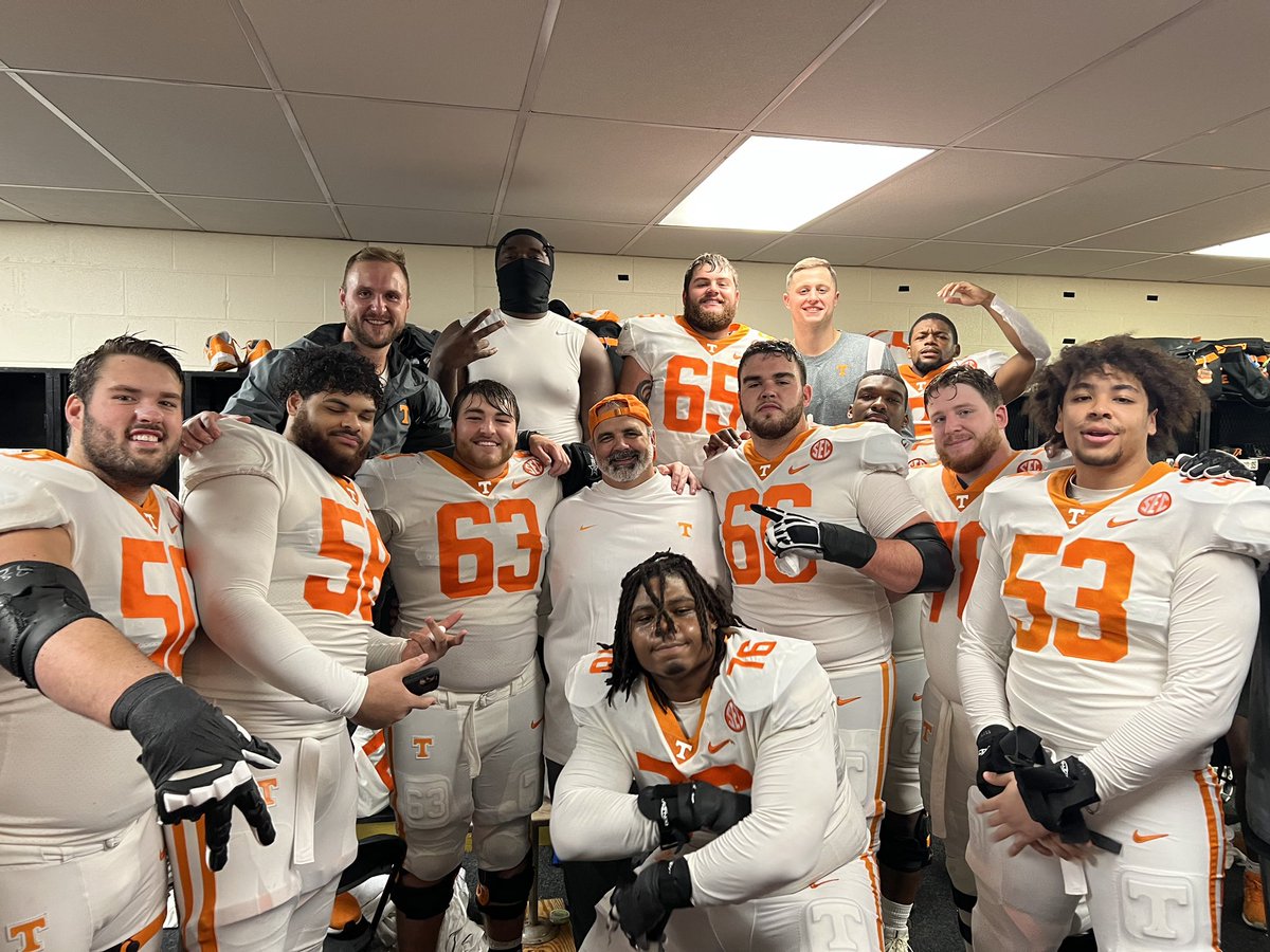 Gelarbee's tweet image. Love and appreciate all that these men have accomplished. Thankful for them, the team and our culture!