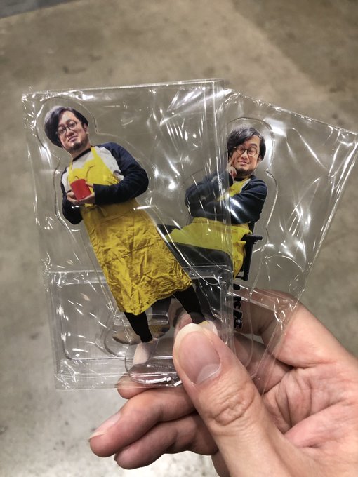 西先生のアクスタ買えたあああ嬉ちぃぃぃぃ✨✨✨

#コミティア142 