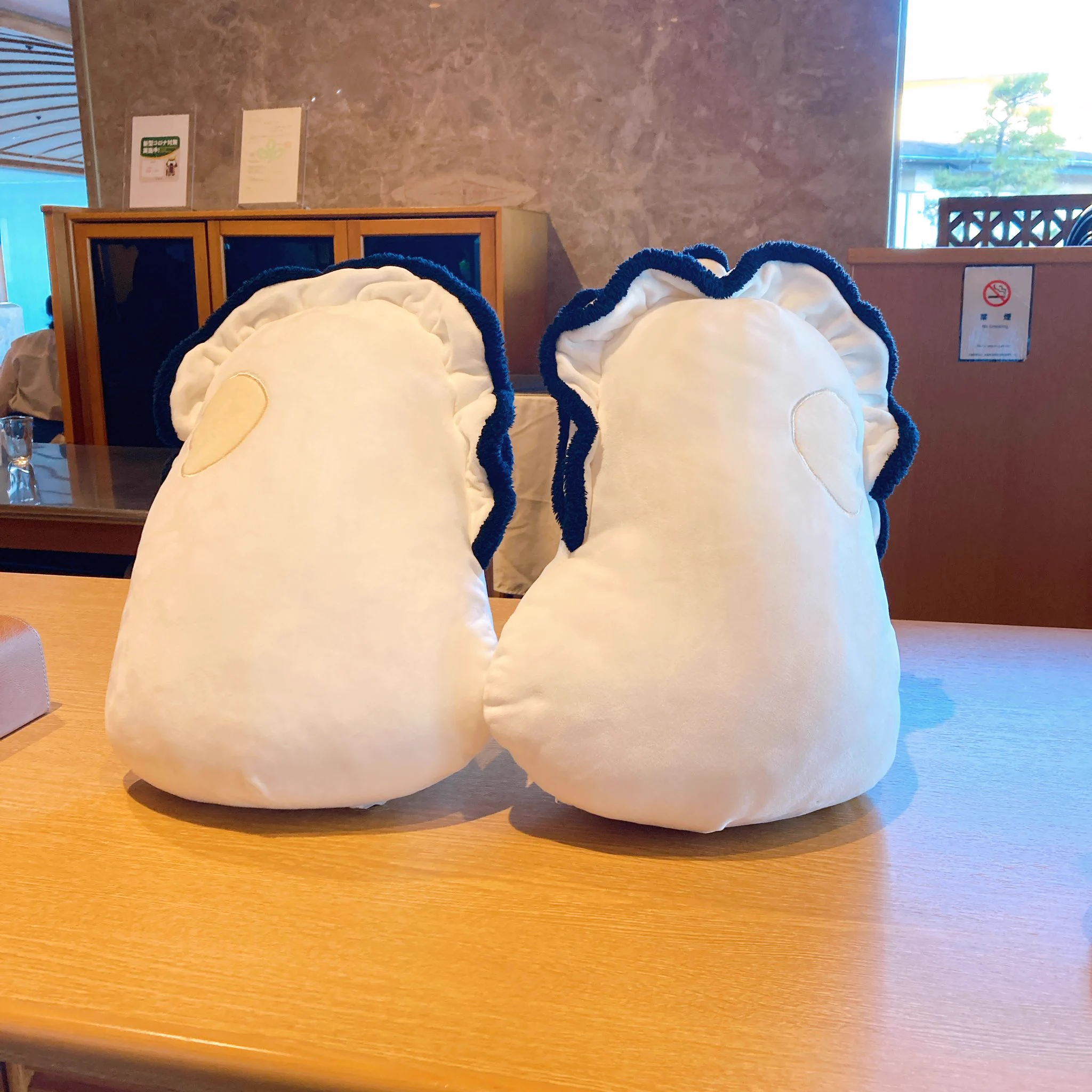 凄く牡蛎推しの旅館…！何故か1ソファ1牡蛎仕様の「松島一の坊」！！