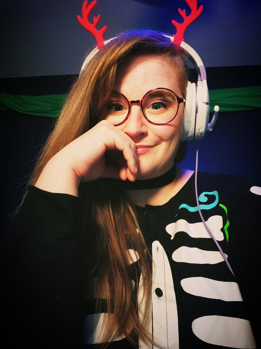 TheQueenGoldi's tweet photo. IT'S TIME BOIS
come watch @LTeeBear and I get rekt in this new co-op horror game https://t.co/W7D9MSmFl4