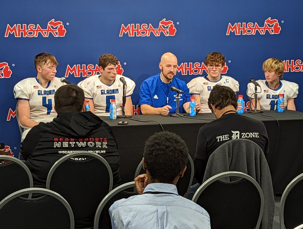 SamAliSports's tweet photo. Gladwin won just one game in 2019.

Three years later, they go undefeated and win the Division 5 state championship.

What a story. https://t.co/nQcq2WKYny