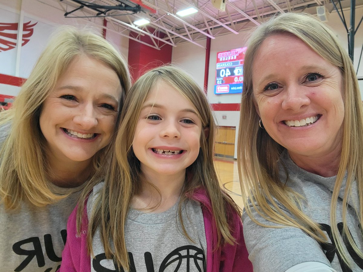 rothmega's tweet image. Happy Birthday @CoachDParker! I hope you felt all the love today as we celebrated you! Miss you so much!