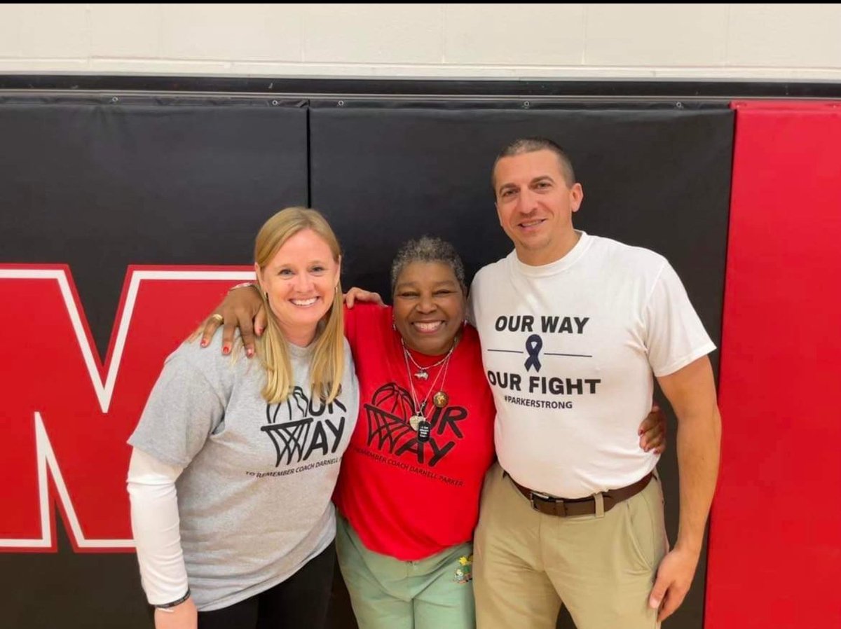 rothmega's tweet image. Happy Birthday @CoachDParker! I hope you felt all the love today as we celebrated you! Miss you so much!