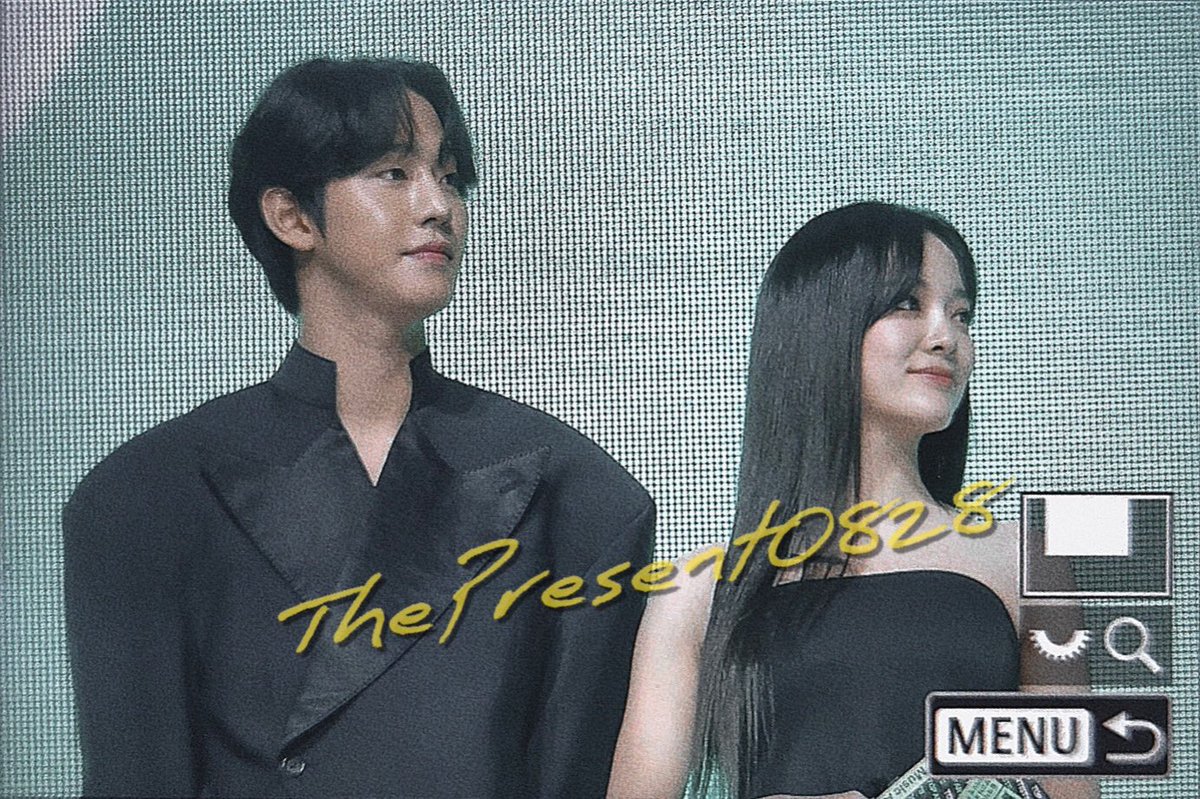 221126 MMA
preview 

#안효섭 #김세정 
#AhnHyoseop #KimSejeong