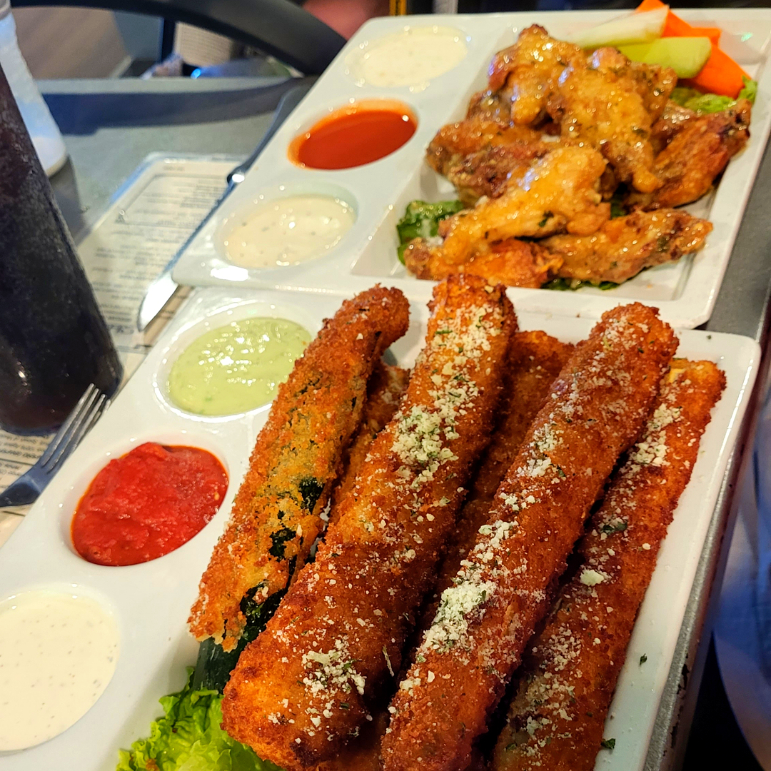 The best shopping breaks include Zucchini Sticks &amp; Hot Wings 😋 and of course a #TexasLils famous Margarita🥂

Join Lil's and Crew this holiday season!
OPEN DAILY 11 am CLOSED Wednesday​​​​​​​​​​​​​​​​​​​​​​​​​​​​​​�