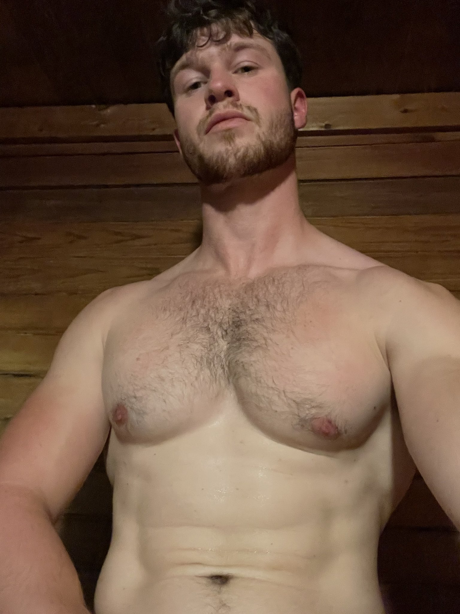 Caught someone sneaking a peek in the sauna today 😏 https://t.co/dE0QDCmOeD