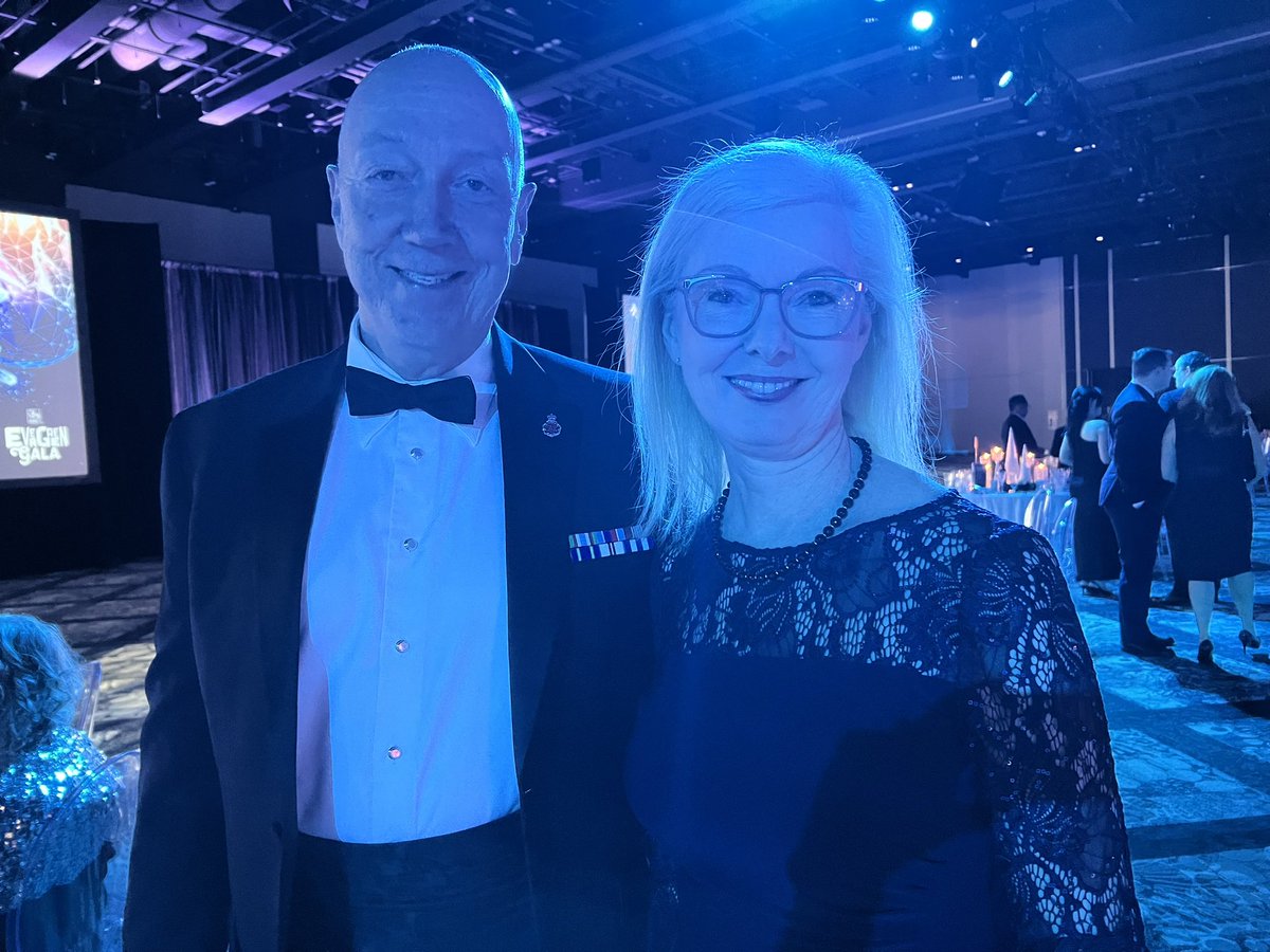 HIAACEO's tweet photo. Delighted to be attending the #RBC Evergreen Gala this evening in support of mental health and wellness. Thanks to @EventsEastCA and @CCussons for the invitation to attend this important fundraiser for @MentalHealthNS #ChangingTheWayPeopleThink https://t.co/j8oTFAMdkE
