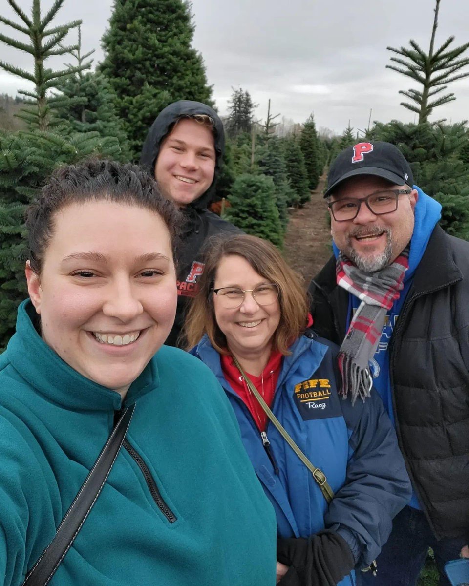 Love this tradition. LOVE this Fam.