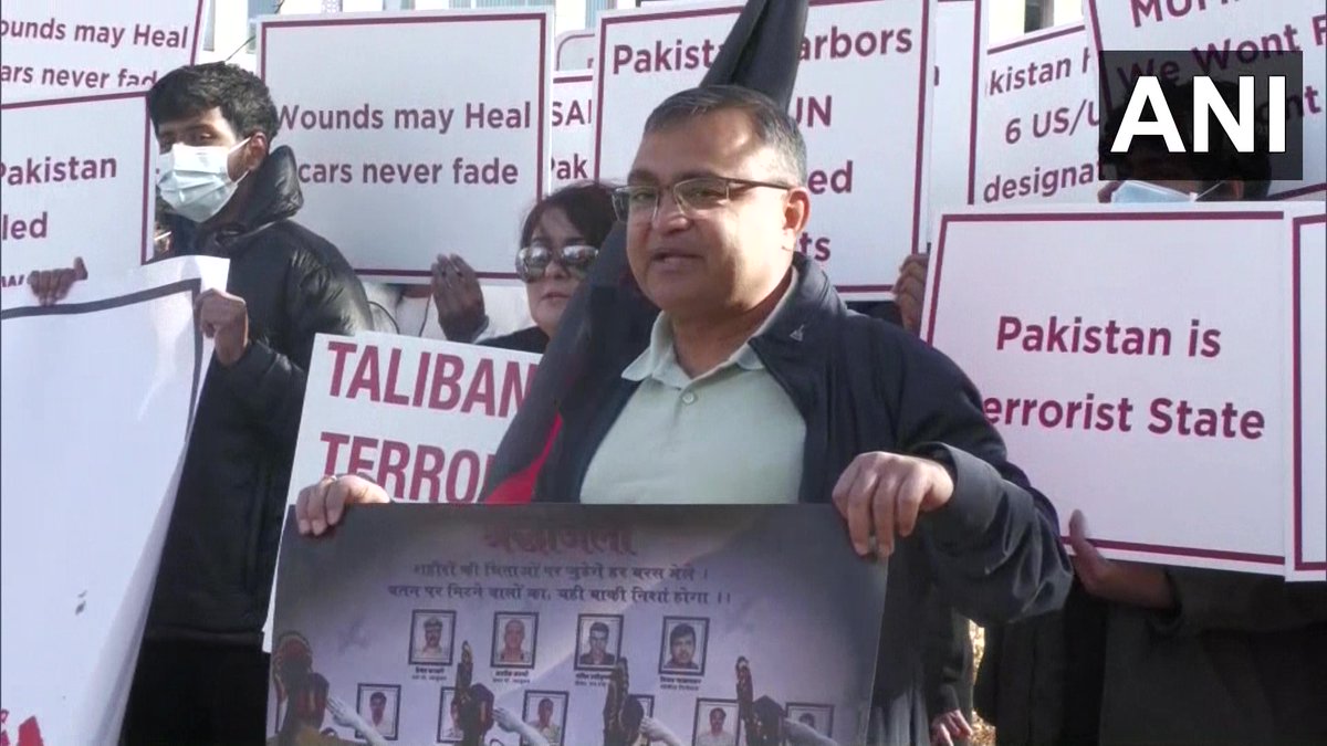 United States | A protest was held outside Pakistan Embassy in Washington DC against the 26/11 #MumbaiTerrorAttack