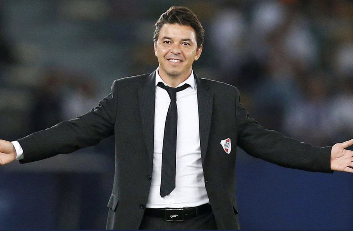 daniel28619141's tweet photo. Exequiel Palacios  🔴⚪️
Julian alvarez 🔴⚪️
Gonzalo Montiel 🔴⚪️
Enzo fernandez 🔴⚪️
Que importante este hombre para el fútbol argentino ! https://t.co/jxqtH7gVUH