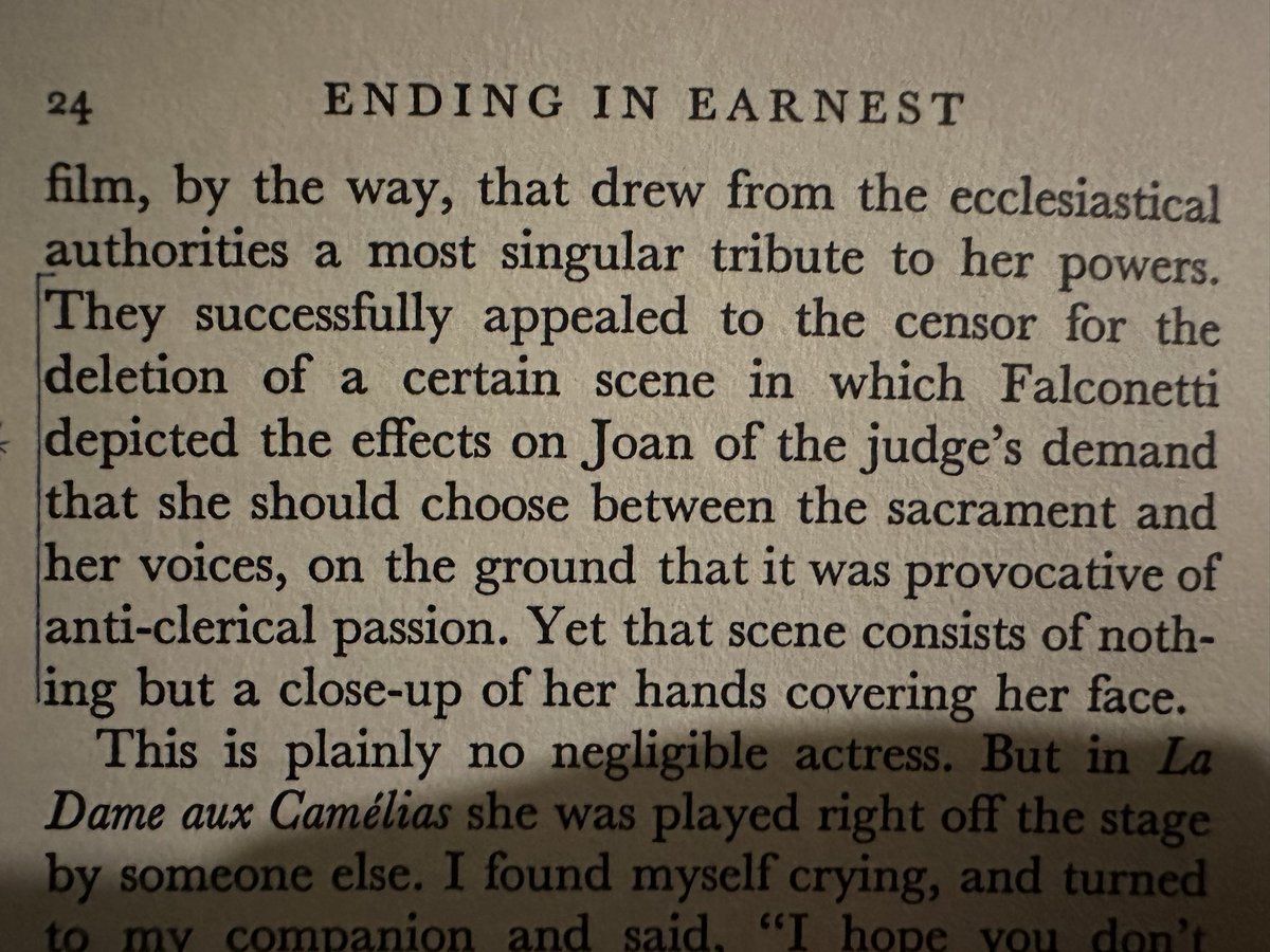 This is going to be a thread of interesting lines from 𝘌𝘯𝘥𝘪𝘯𝘨 𝘪𝘯 𝘌𝘢𝘳𝘯𝘦𝘴𝘵, Rebecca West’s 1931 collection of her writings for the 𝘉𝘰𝘰𝘬𝘮𝘢𝘯, almost all of which are incidental scraps.