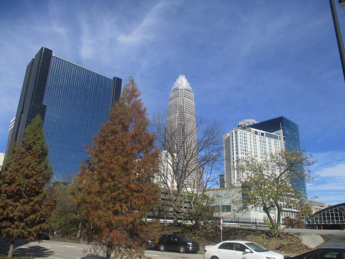 HomesoftheSouth's tweet photo. #Charlotte looking good on this warm Saturday from #Southend to #Uptown #cltdevelopment #clt #SmallBusinessSaturday https://t.co/u4d7RzsiAE
