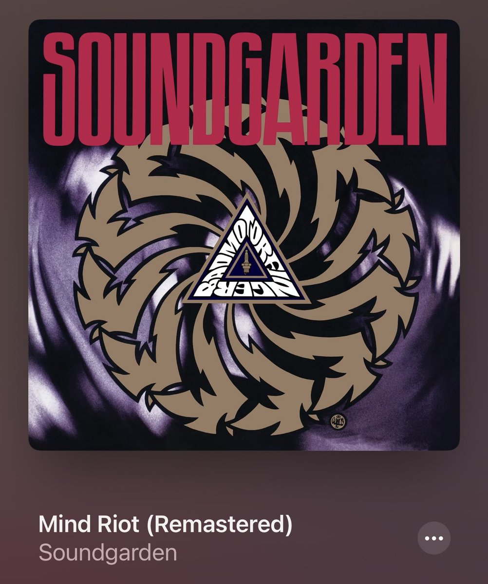 ‘Mind Riot’ is such a beautiful and wistful song. 

Chris Cornell’s voice remains sublime, and the lyrics allow him the launchpad to soar.

RIP legend

#Soundgarden #RIPChrisCornell