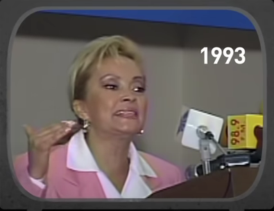 cogitoergosum68's tweet image. #DoñaPerpetua es el monstruo creado por el nefasto sistema, para #apndejar niños...

Según esta #mmada de 🎞️🎞️🎞️#churro, Loret, Dresser, Claudio... vomitan a la #Gordillo.

La película tiene la Mejor Campaña de Publicidad para una Película Mexicana (#Cinépolis).

HILO...