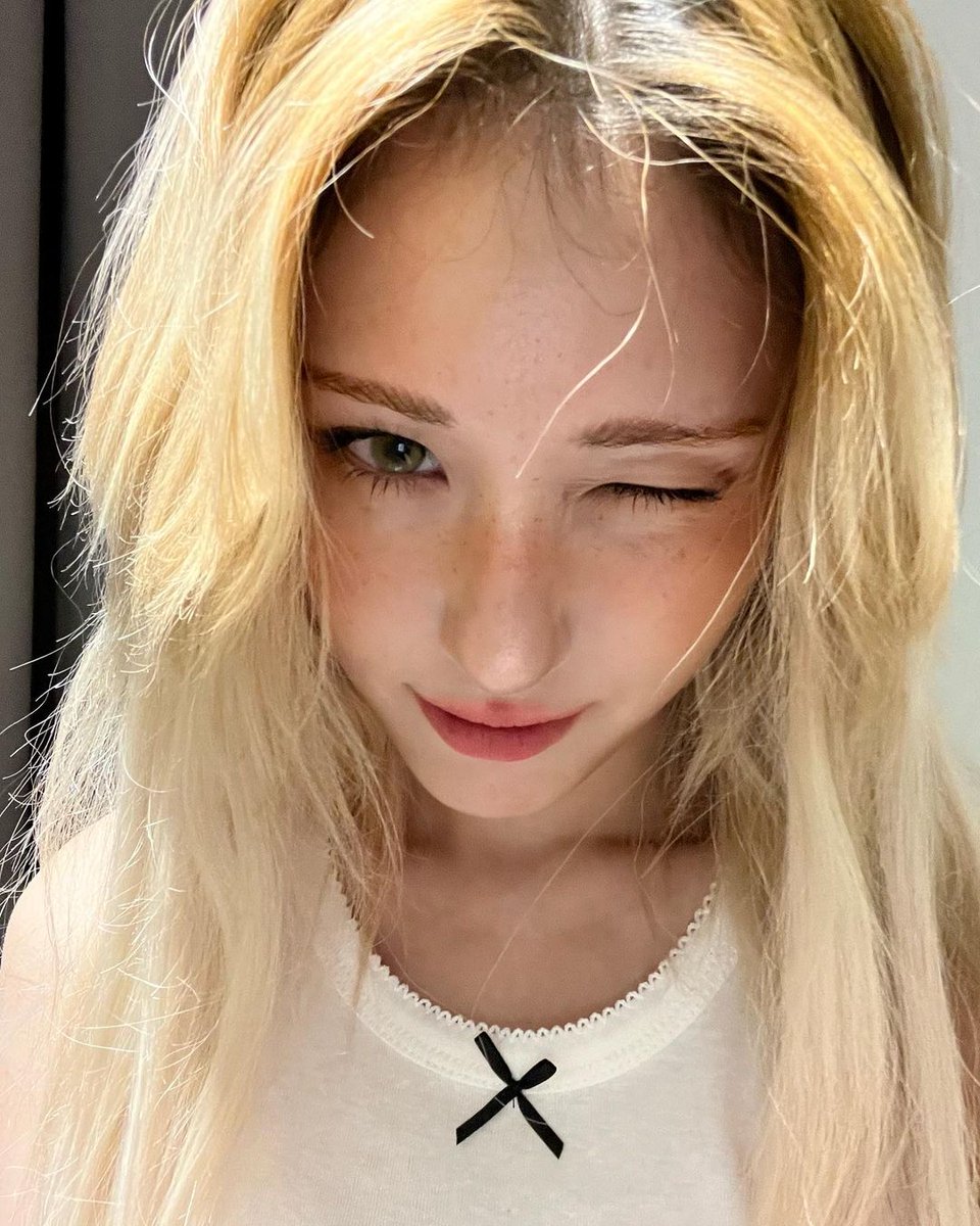 ͏͏

͏͏           ͏͏        
𑁤   laliana megara sns updates .ᐟ  
      ❪ brooklyn, nyc ❫   •••  21:45 

⠀  ͏͏