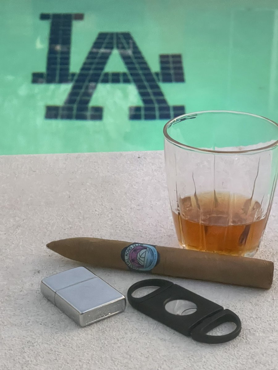 We coast to coast with it! Hope everyone is enjoying their weekend! 

<a href="/coastalkongclub/">Coastal Kong Club</a> <a href="/ChiefShitTalker/">Chief Shit Talker | CKC</a>