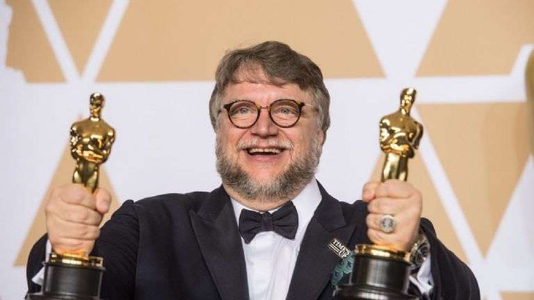 Guillermo del Toro se ofrece a pagar el costo de los Premios Ariel

<a href="/RealGDT/">Guillermo del Toro</a> #Arte #Artistas 
cadenapolitica.com/guillermo-del-…
