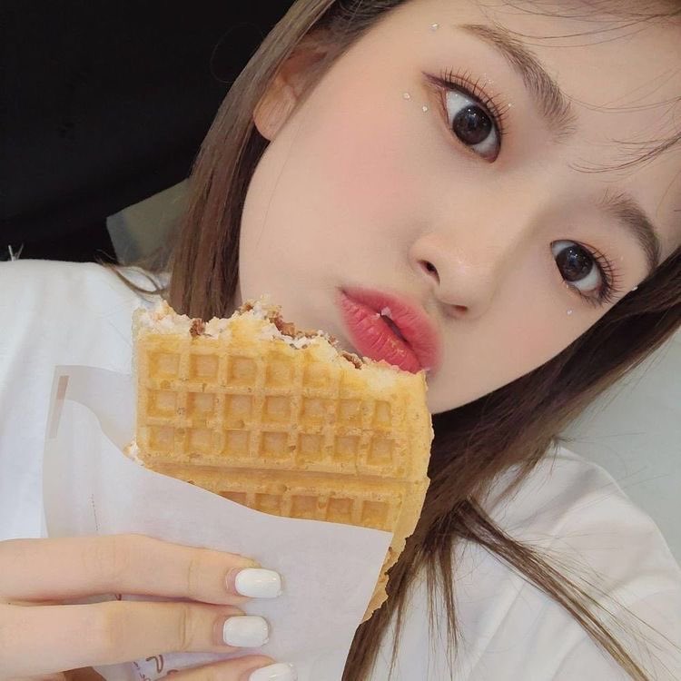 cinnayujin's tweet photo. 🧇✨
#ANYUJIN #안유진 #유진
#YUJIN #IVE #아이브 https://t.co/i68vEqHsOj