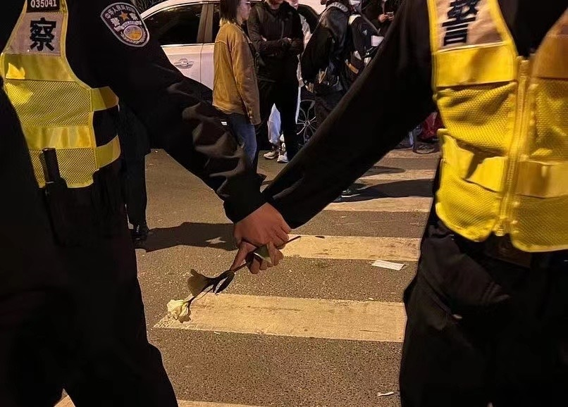 来去之间🇺🇦 (@comeandgo8964) on Twitter photo 