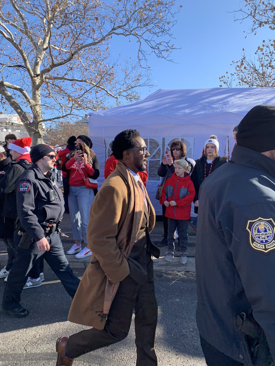 LPFJustWins's tweet photo. Almost (literally) bumped into the @CollegeGameDay crew on the way to the Shoe today.

Was able to snap a pic of @KirkHerbstreit  and @DesmondHoward 

Oh, and @EddieGeorge2727 https://t.co/4P7c9ykZb3