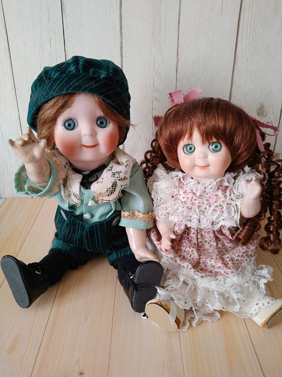 labyrinth_dream's tweet photo. JDK Kestner 221 Googly
うちのグーちゃん兄妹
兄はヘンゼル、妹はグレーテル
#うちの子かわいい
#Kestner
#グーグリー
#JDK
#ビスクドール https://t.co/bkAR5UUTxY