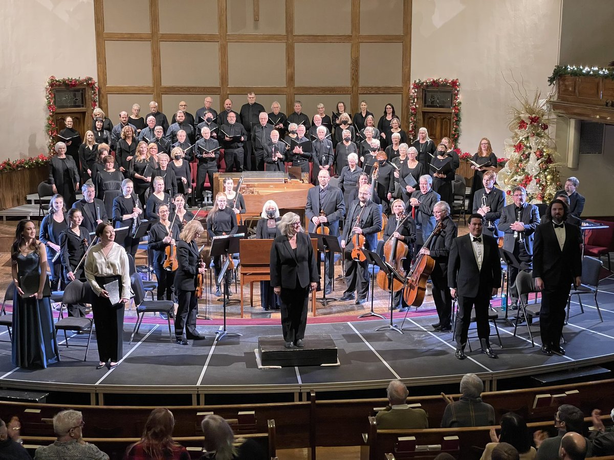 mahargnehpets's tweet photo. Vox Musica Lethbridge is performing back-to-back Magnificats (Bach &amp; Arnesen) 
The Bach was magnificent! #lethbridge #VoxMusica https://t.co/qYt9bw8Cs0