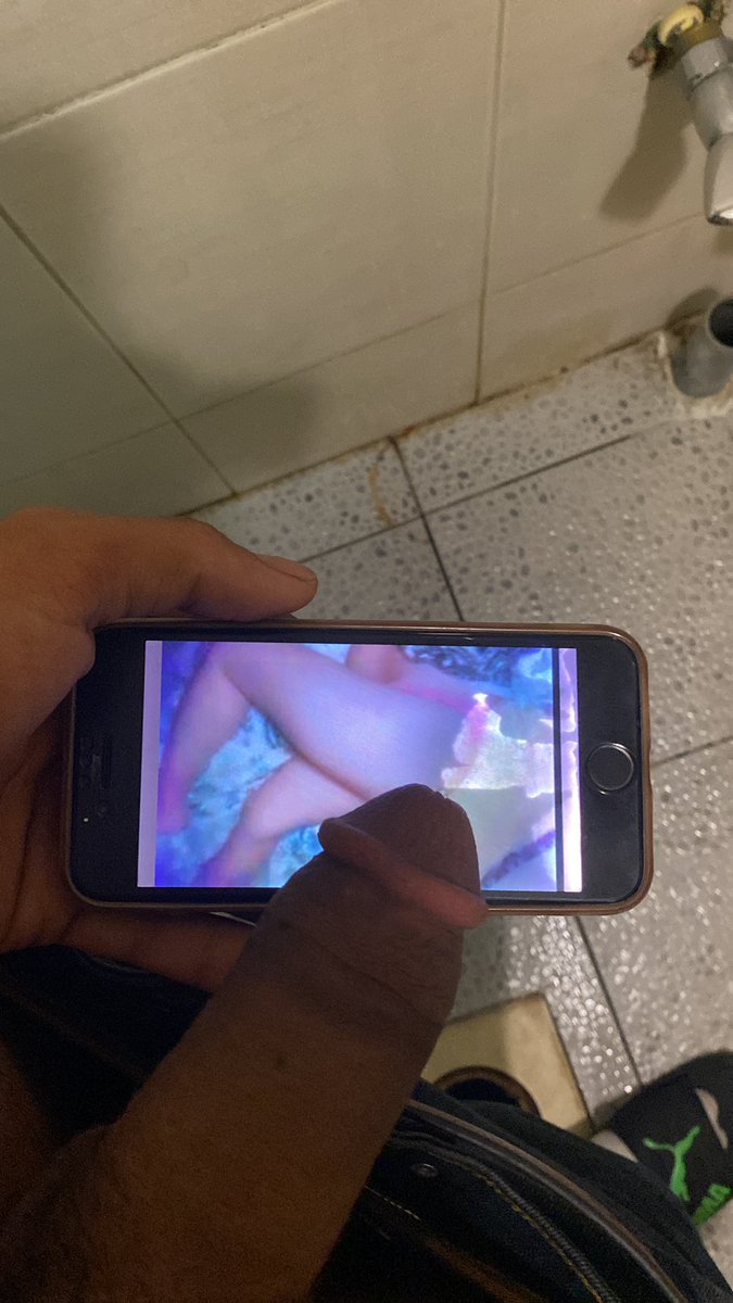 Couples890's tweet photo. زوجتي فاتحه رجوله مين كمان https://t.co/qTTz4BAiUL