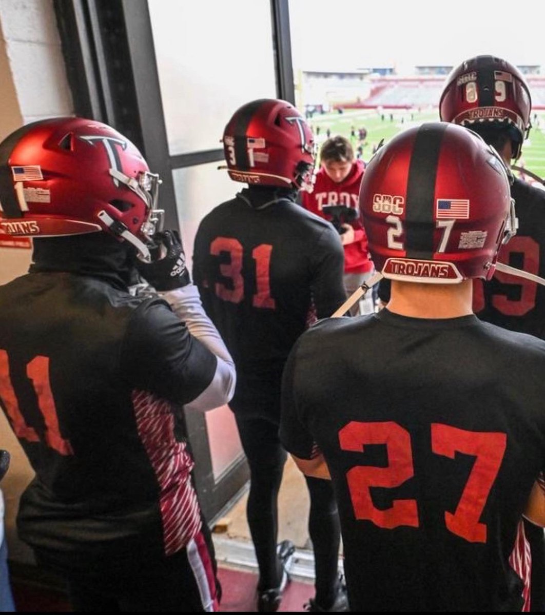 TtotheJ12's tweet photo. #DP31 @4LDell in action today against Arkansas State…3 Tackles..1 Solo…Solid Performance….Good Job Son. #havefaith #putinthework #trusttheprocess 😀❤️🏈💪🏾🙏🏾 #troytrojans ⚔️🗡️ https://t.co/Ue1REjT1Ed