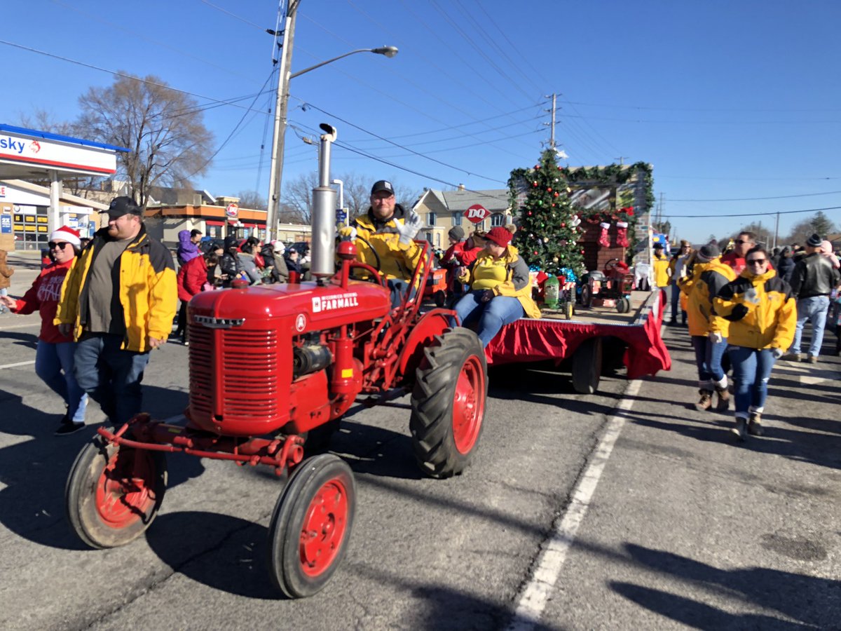 Markham Santa Parade tweet media