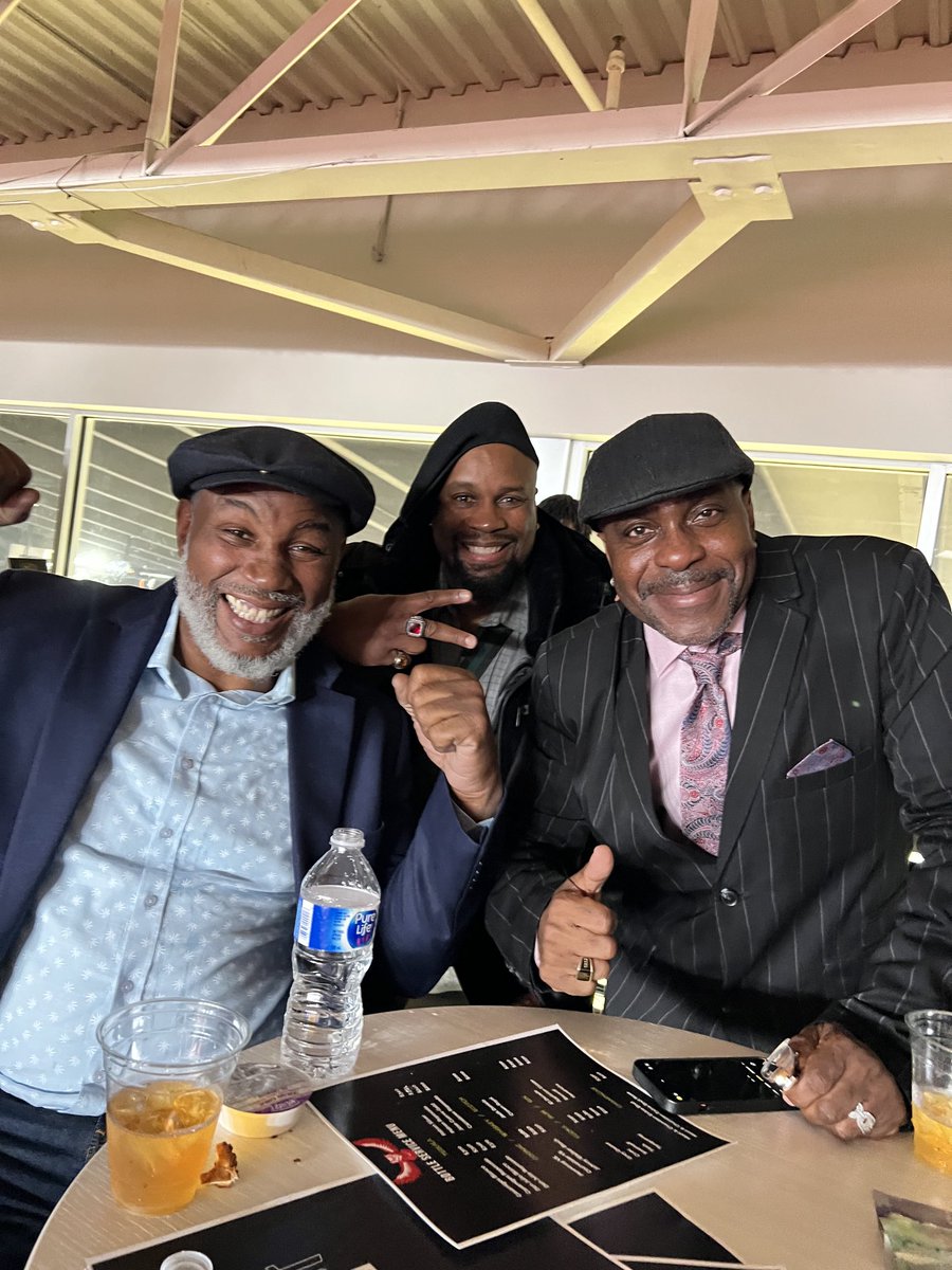 joeswisstilley's tweet photo. Boxfest at The Owls Nest. Undisputed Lennox in the House.
A blast doing the broadcast with The Champ Steve Molitor and Frances on #DAZN . Red Owl put on an awesome show! @stevemolitor1 @TheWeighIn #RedOwl #boxing @LennoxLewis https://t.co/Zeeey21e5c