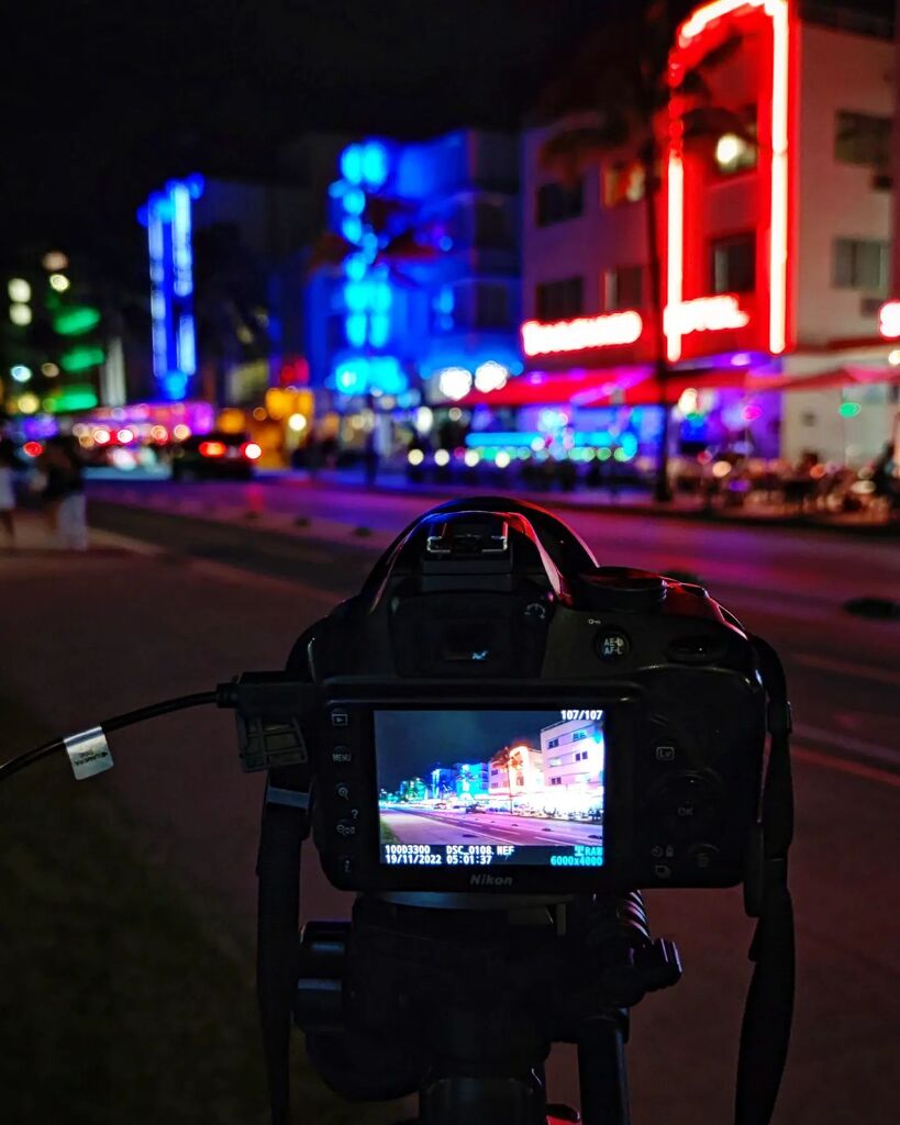 HelloLen's tweet image. Three iconic hotel along the famous Ocean Dr. In Miami Beach.
Ocean Drive is one of the most popular areas in Miami, a promenade found in the part of South Beach where all the images you have of Miami are made reality - bronzed bodies rollerskating along… instagr.am/p/ClcyEWusw6Y/