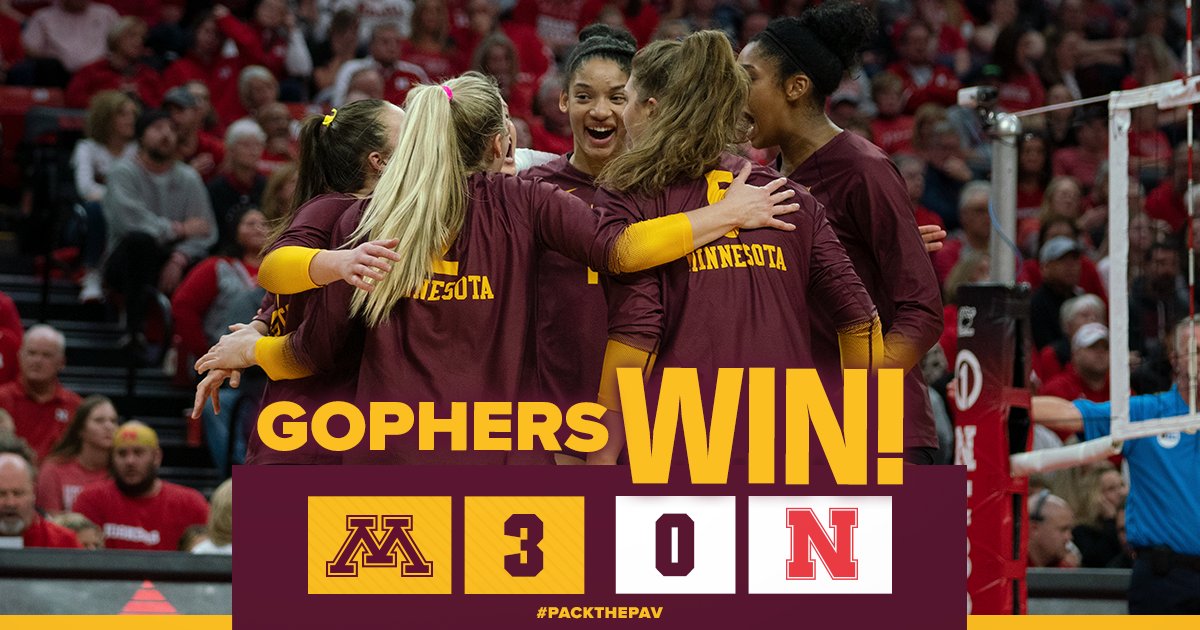 A sweep at the Bob?!

Add it to the resume <a href="/NCAAVolleyball/">NCAA Women's Volleyball</a> 🧹🧹🧹