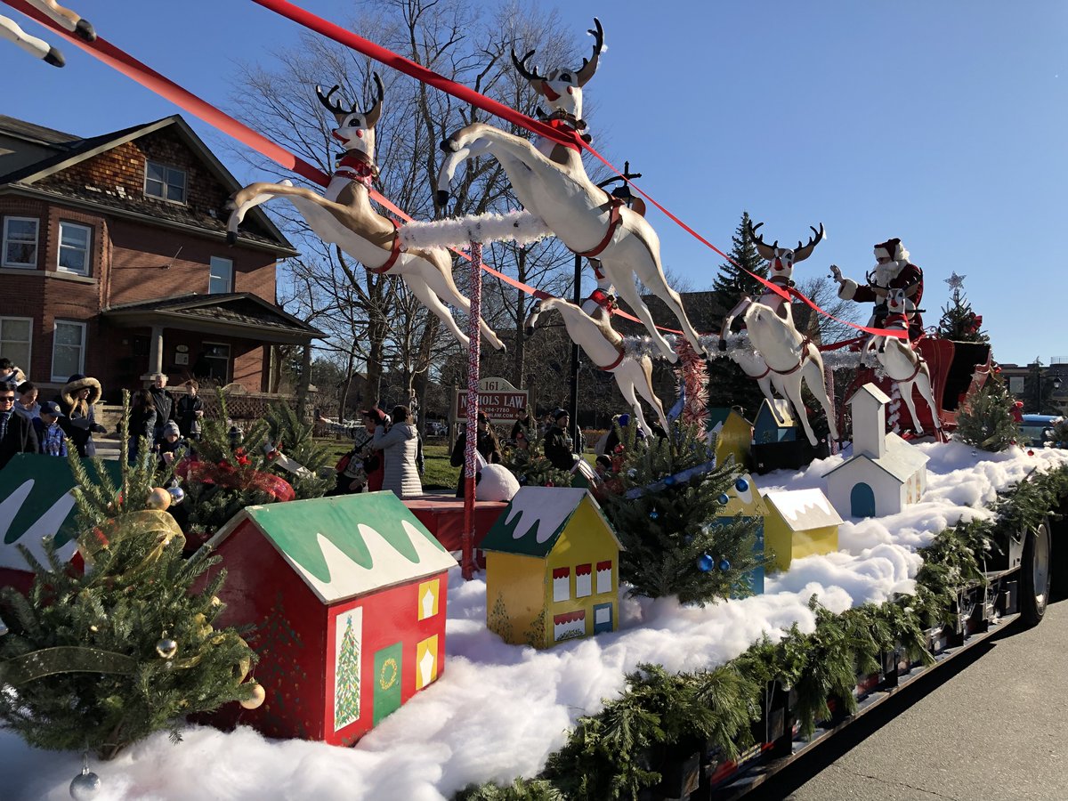 Markham Santa Parade tweet media