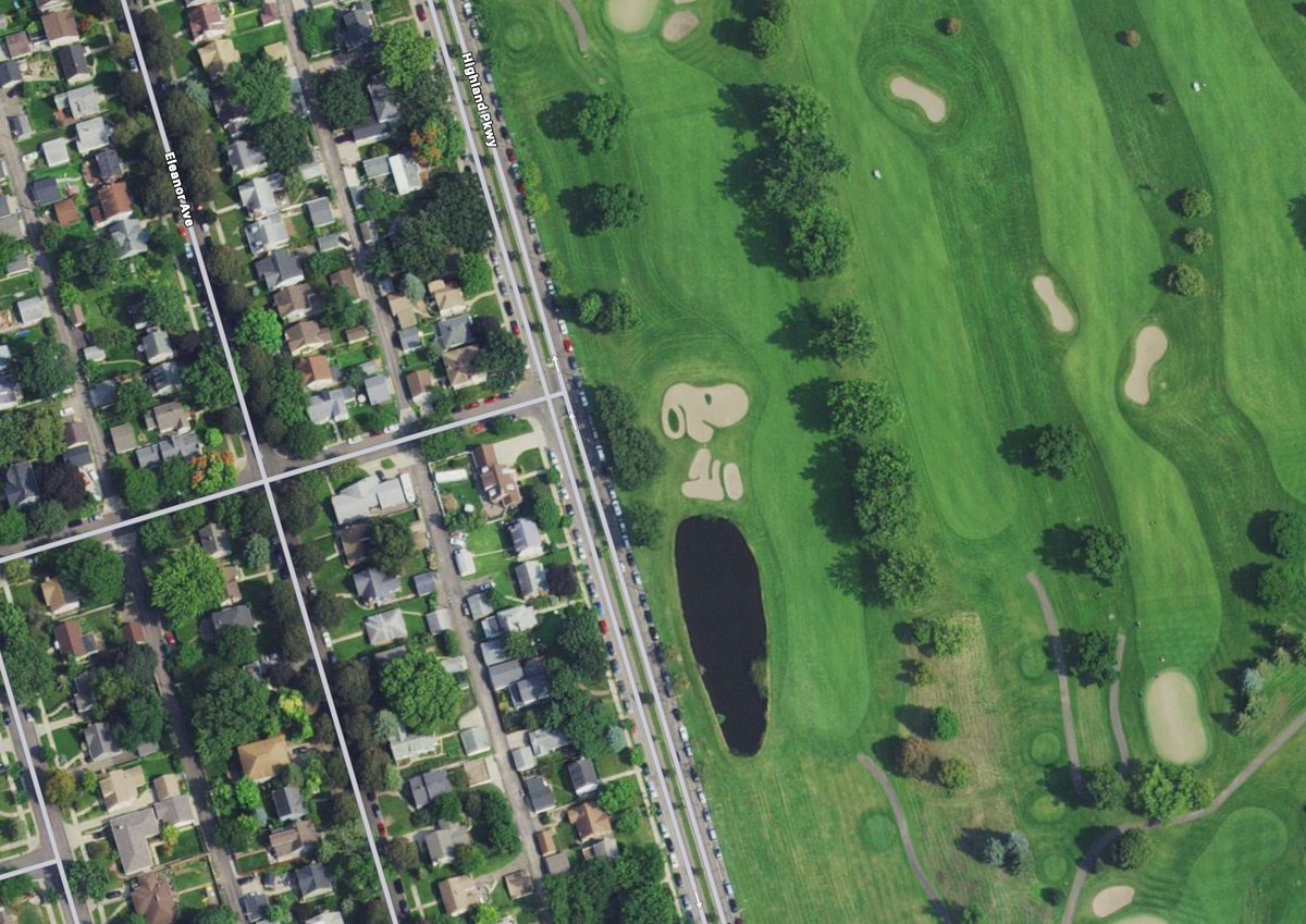 In commemoration of the wonderful #CharlesSchulz, the sand trap at Highland National in St. Paul.