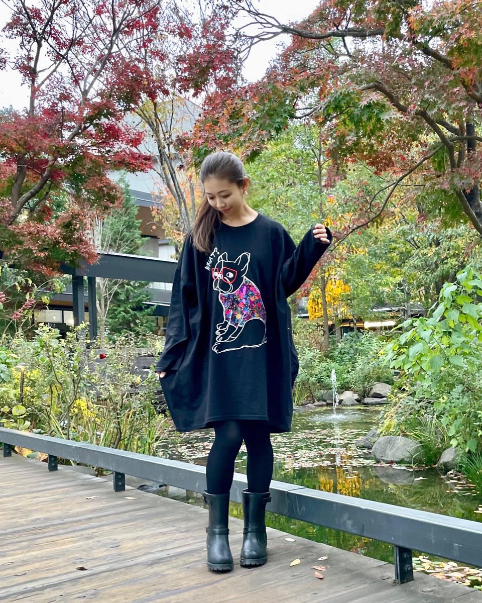 mariekoma0524's tweet photo. 𝑐𝑜𝑜𝑟𝑑𝑖𝑛𝑎𝑡𝑒
tunic…#scolar
tights…#forlady
最近ハマっている scolar_official のお洋服🙋♀️
このチュニックはフレンチブルドック柄が
黒に映えてインパクト大で… https://t.co/o6VL5pRLBw https://t.co/tbNOAV2O4i