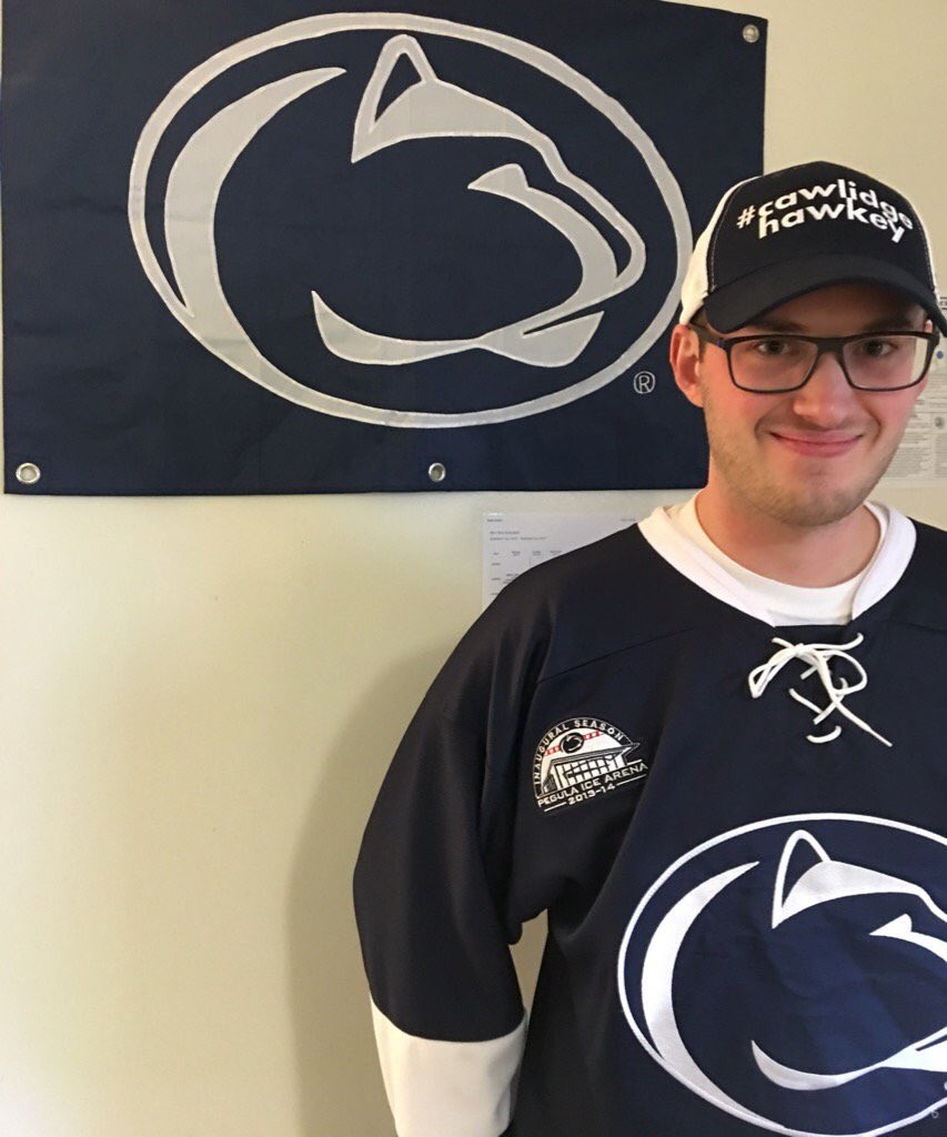 Buccigross's tweet photo. NEW BucciMane
#cawlidgehawkey Top 16 
1 Penn St
2 Minnesota 
3 Denver
4 Quinnipiac
5 St Cloud St
6 Michigan
7 UConn
8 Boston University
9 Providence
10 Michigan St
11 Merrimack
12 Western Michigan
13 UMass Lowell
14 Harvard 
15 UMass
16 Michigan Tech https://t.co/waOtyUfB32