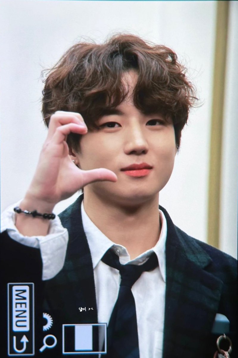 202_Geonyang's tweet photo. 221127 대면팬싸  <PREVIEW>

#이건우 #건우 #GEONU #저스트비 #JUSTB https://t.co/kAEHHsNOsT