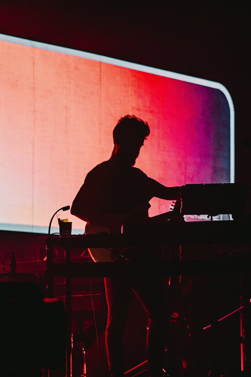 bastille's tweet photo. Milan 🇮🇹 https://t.co/3ZojFecFTX