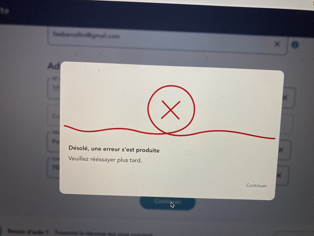 LiseBarcellini's tweet photo. Problème depuis 48h sur la @SNCFConnect (site et appli) pour renouveler une carte avantage avec l’offre Black Friday . Messages en MP restent sans réponse . Vous aussi vous rencontrez des difficultés ? https://t.co/QIoeR1AEQ8