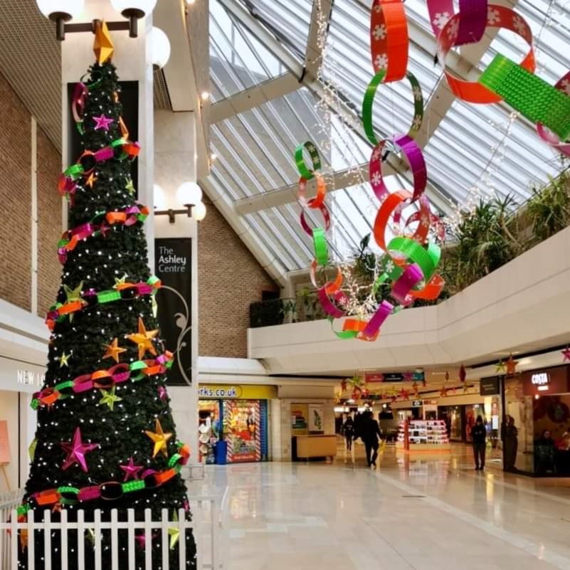 thebestofepsom's tweet photo. The Ashley Centre #Epsom - #SUNDAYSHOPPING #OPENINEPSOM #EpsomShoppingCentre https://t.co/PWHBZF4abw