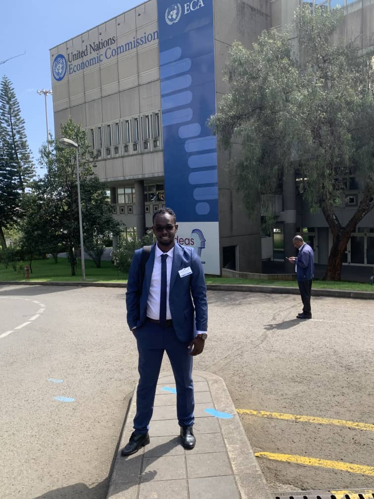 MousfarahGuelle's tweet photo. Ce fût pour moi une expérience enrichissante  de participer au 8eme session du Comité régional de la gestion mondiale de l'information géospatiale des Nations Unies pour l'Afrique (UN-GGIM : Afrique)  à Addis-Abeba pour représenter Djibouti 🇩🇯. https://t.co/XhJ0RpgSHe