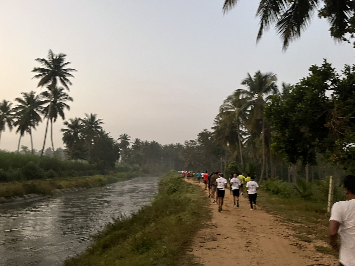 sujo2906's tweet photo. 6 years since my last #kaveritrail.4 years since my last #halfmarathon. 
Some great views, awesome weather- what’s to not like.  I reassured myself that I could still run #sundayruns #weekend https://t.co/JtpkLMnKsL