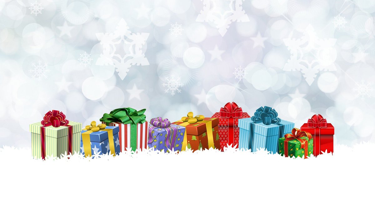 LynneS_Author's tweet photo. #writingcommunity #readingcommunity #bookpresents #christmaspresents I have four books on my Christmas list this year and have already bought about six as presents for others. How often do books feature in your Christmas gift giving/getting? https://t.co/YHghiQ0BER