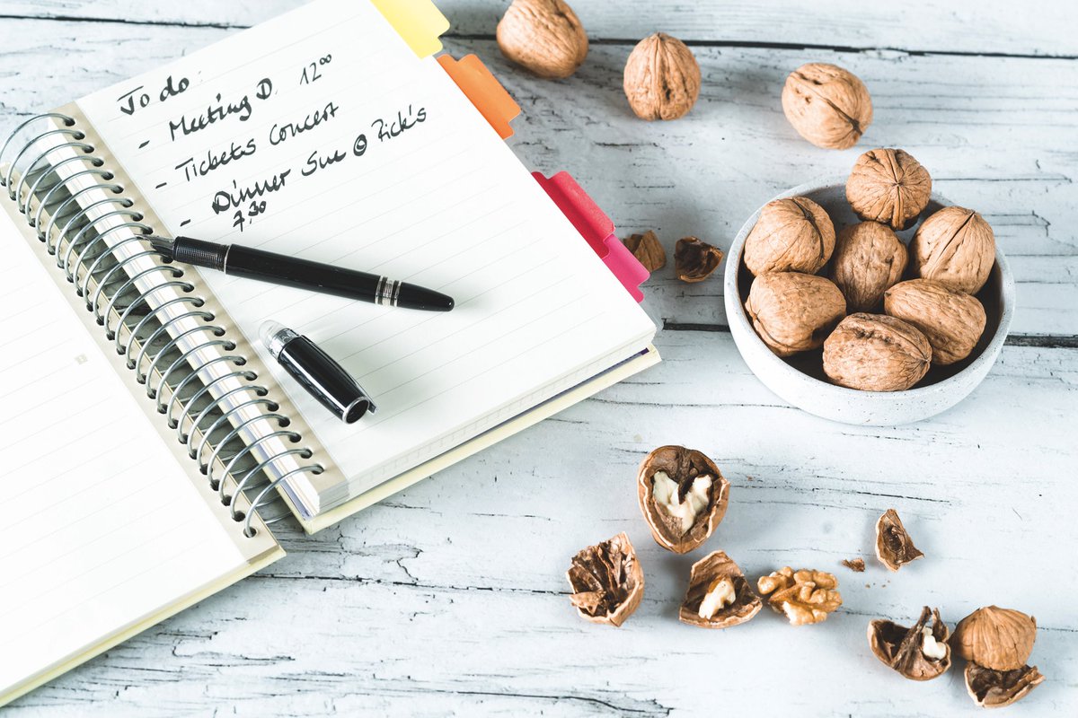 CaWalnutsIndia's tweet photo. A #CaliforniaWalnut half looking like our brains is not a coincidence but nature’s hint to us about the special connection they share.
Research suggests that eating walnuts may improve performance memory, concentration, information processing speed in body.
#MakingEverydayHealthy https://t.co/cnUnxzinD8