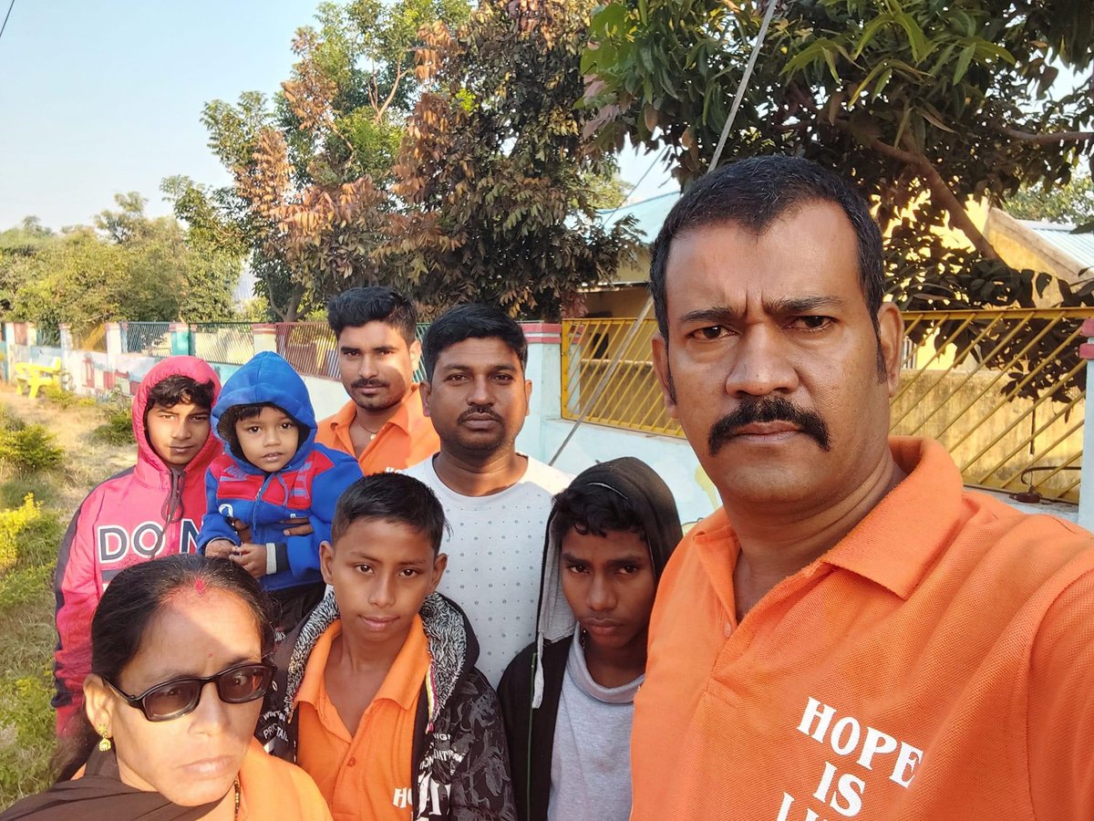 ସାମନ୍ତ ଚନ୍ଦ୍ର ଶେଖର ମହବିଦ୍ୟାଳୟ ନିକଟରେ ଜରାଜୀର୍ଣ୍ଣ ଅବସ୍ଥାରେ ପଡ଼ି ରହିଥିବା ପାର୍କ ରେ ଆଜି ଆମ ଅନୁଷ୍ଠାନ ହୋପ ଇଜ୍ ଲାଇଫ ତରଫରୁ ସଫେଇ କାର୍ଯ୍ୟକ୍ରମ ତୃତୀୟ ଥର ହୋଇଛି। <a href="/samarth_verma/">Samarth Verma</a> <a href="/MoSarkar5T/">MoSarkar 5T</a> <a href="/CMO_Odisha/">CMO Odisha</a> <a href="/PMOIndia/">PMO India</a> <a href="/narendramodi/">Narendra Modi</a> <a href="/Jayanta4puri/">Jayanta Kumar Sarangi</a> <a href="/mopuri_odisha/">MO PURI</a> @Puriulbeo @Puri_Official