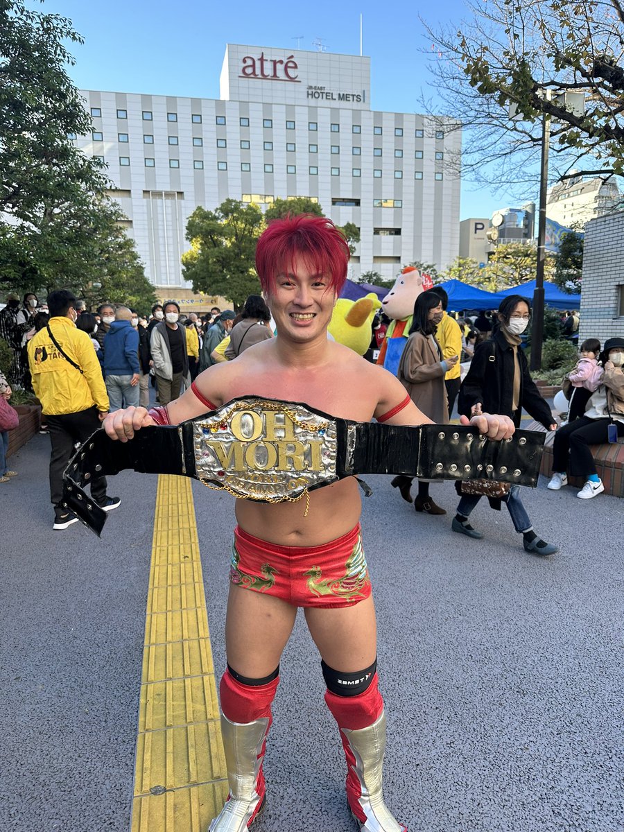 t346fire's tweet photo. 【速報】
高尾蒼馬、力選手から世界大森級王座を奪取！

本日、歌舞伎町ドロップキックで祝勝会やるそうです！ #ddtpro https://t.co/a99liNx2Rw