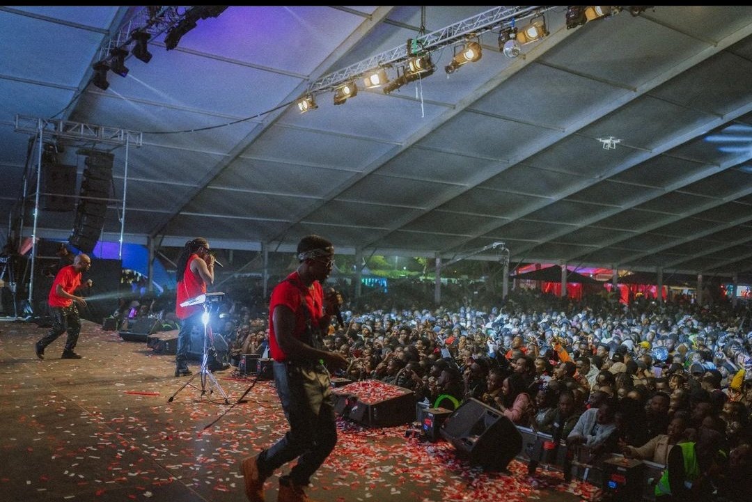 Wacha kujichokesha ulimi we ndo teacher🎶Best of best.
Legendary <a href="/RealShinski/">Nyashinski</a>
#ShinCityEldoret