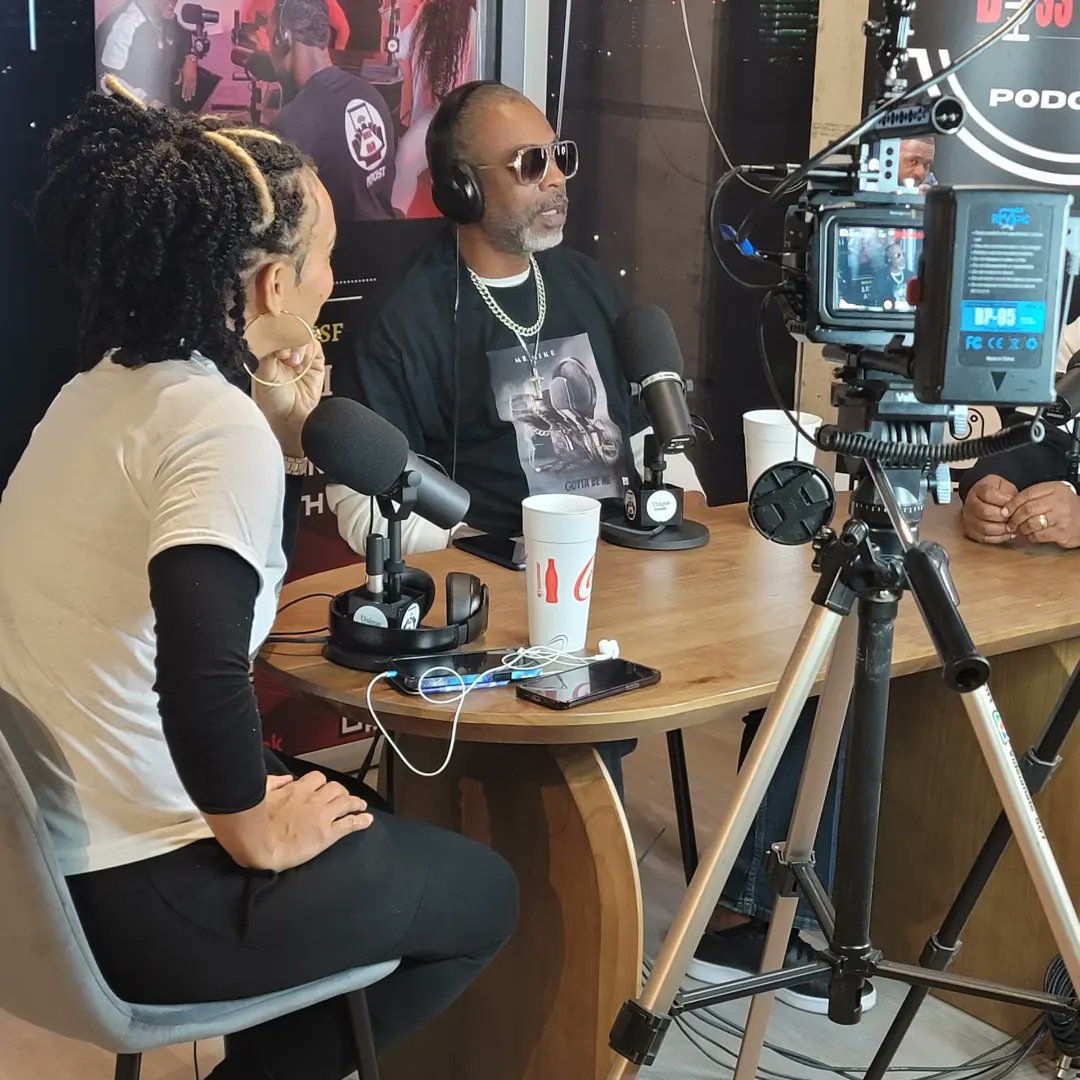 Mr. Mike tweet media