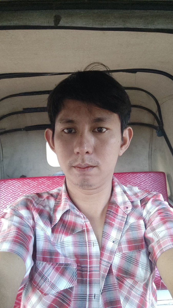 zarnibagan's tweet photo. ကြိုးစားရုန်းကန်ရင်း
ပျော်စရာတွေမရှိတော့တဲခါ
ရင့်ကျက်လာတယ် https://t.co/BMvcMpYZrO